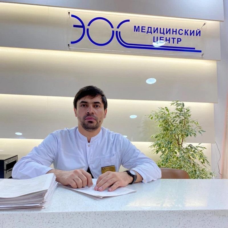 Проктолог. Джанмурзаев Уллубий Ибрагимович.